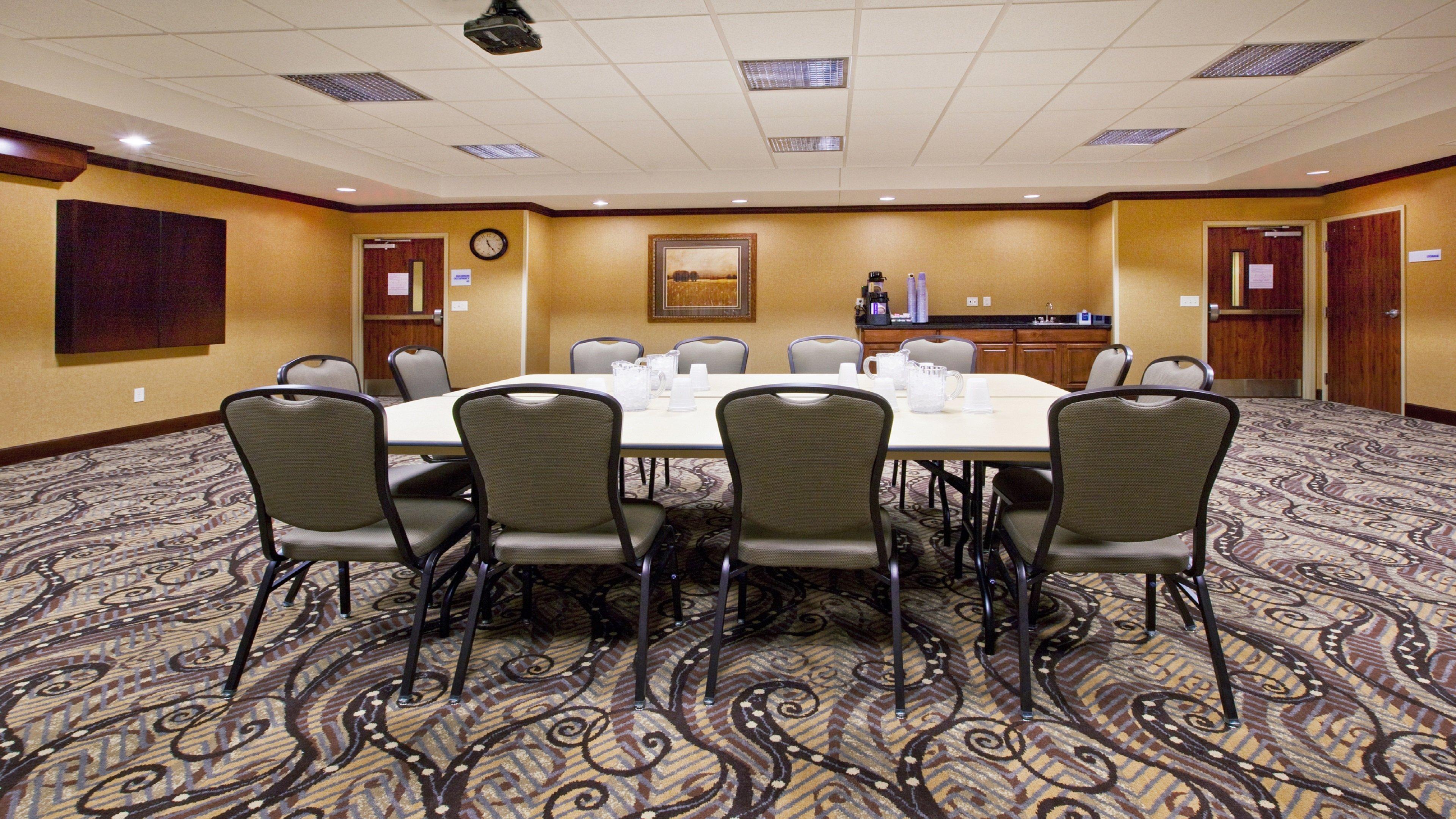 Holiday Inn Express & Suites Sioux Falls Southwest By Ihg Exterior foto